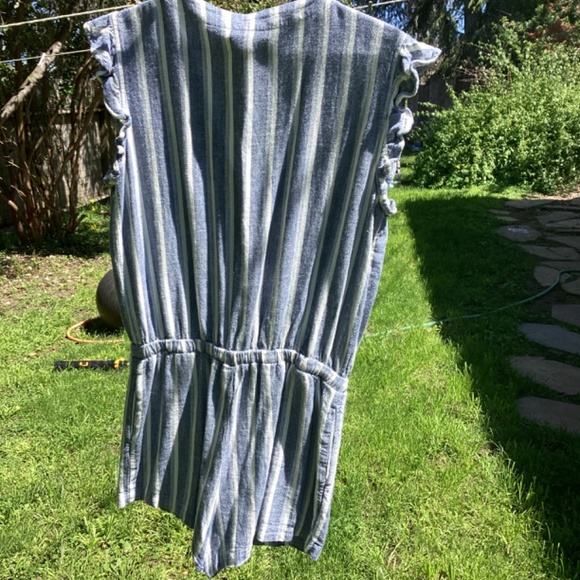 Cloth and Stone romper small - Picture 3 of 7